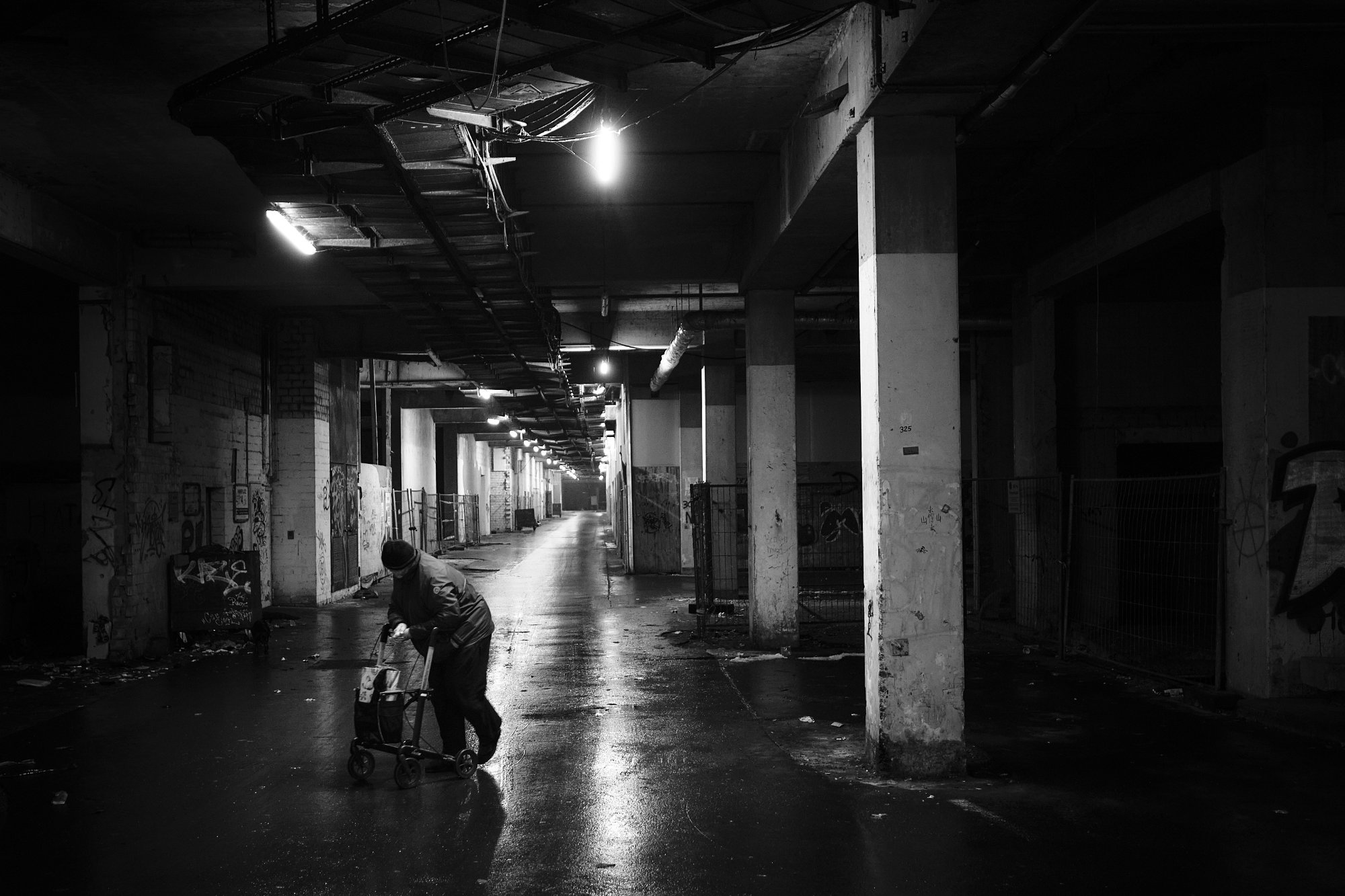 Photograph by Jan P. for #40 Monochrome