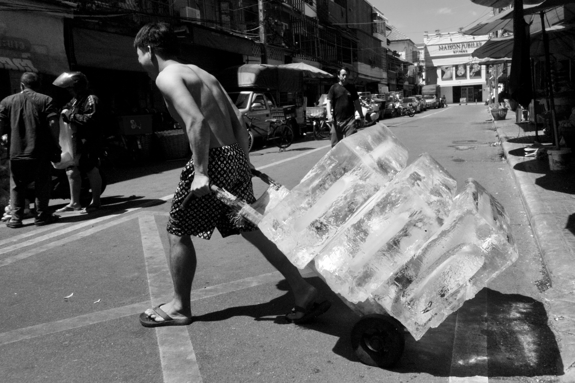 Photograph by Paul Philip Davies for #40 Monochrome