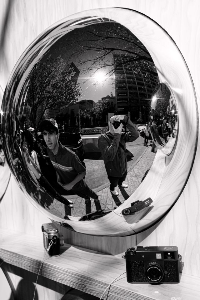 Monochrome