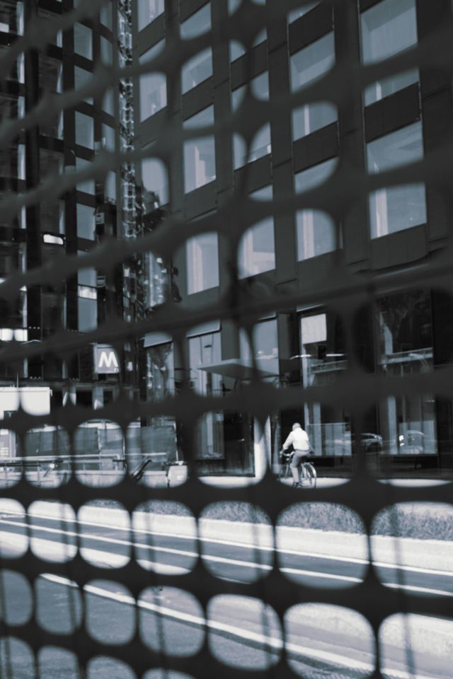 Monochrome