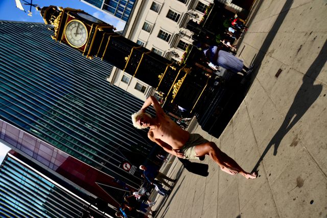 Fill The Frame