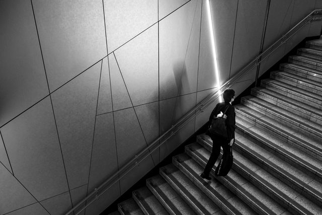Monochrome